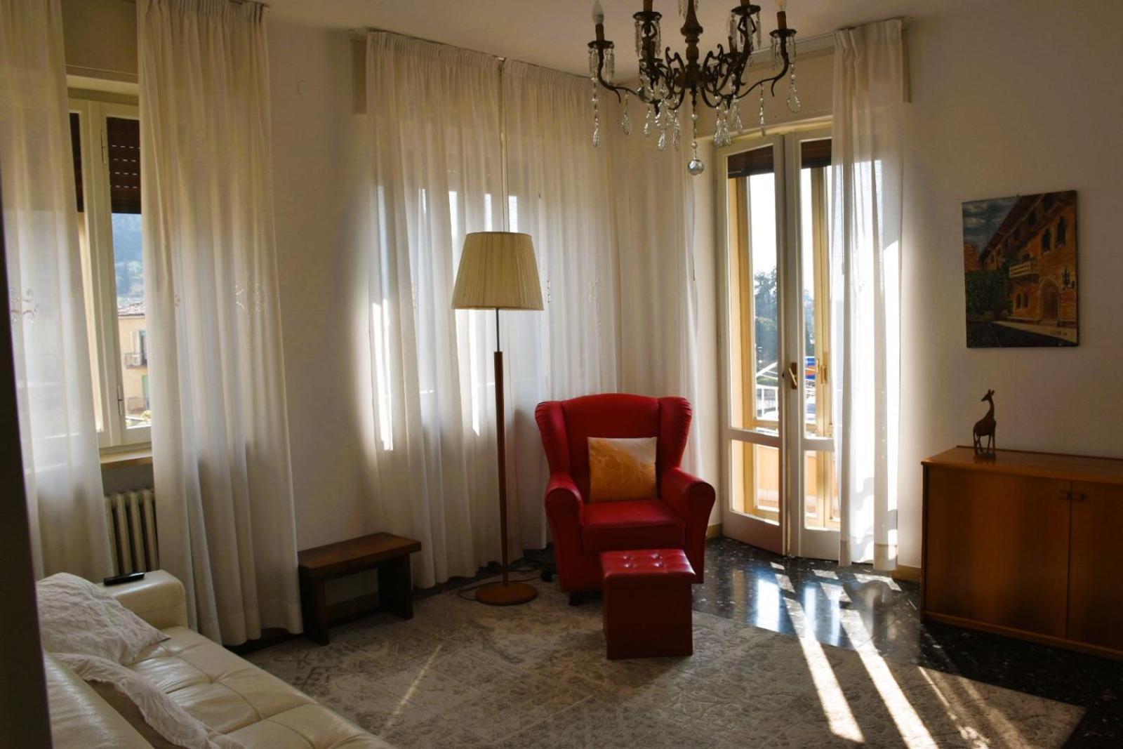 Casa Leopardi - Holiday Apartment In Garda Garda  Dış mekan fotoğraf